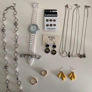Jewelry (Price Negotiable)